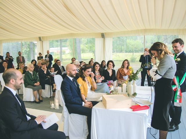 Il matrimonio di Luca e Stefania a Vergiate, Varese 95