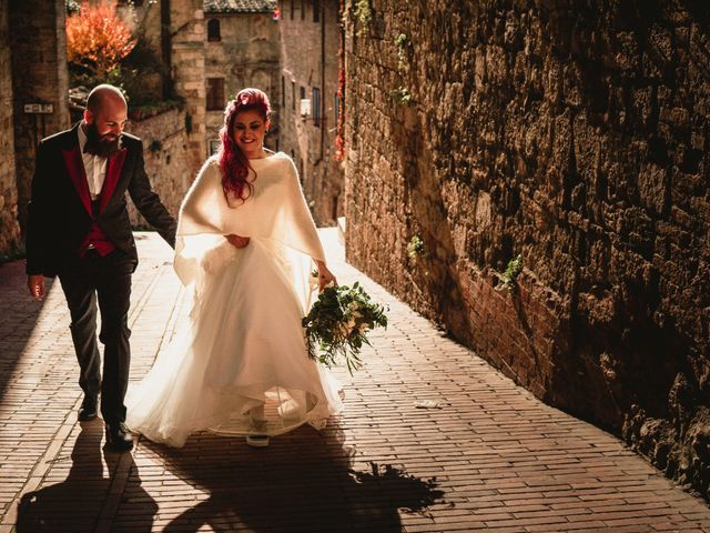 Il matrimonio di Tiziano e Laura a San Gimignano, Siena 20
