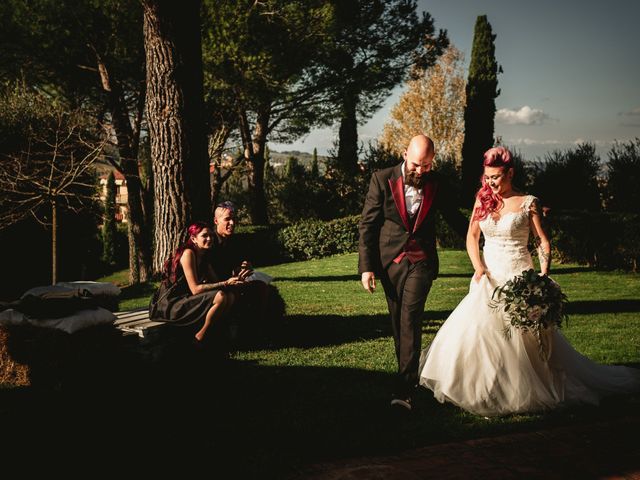 Il matrimonio di Tiziano e Laura a San Gimignano, Siena 25