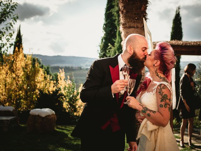 Il matrimonio di Tiziano e Laura a San Gimignano, Siena 27