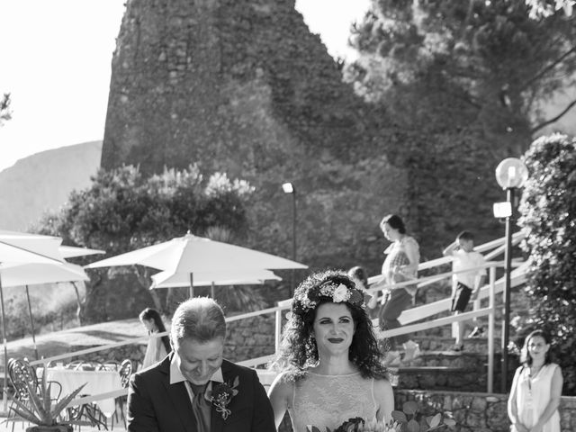 Il matrimonio di Raffaele e Carmen a Maratea, Potenza 20