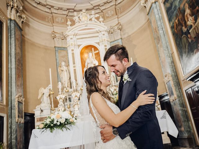 Il matrimonio di Davide e Loredana a Fenegrò, Como 23