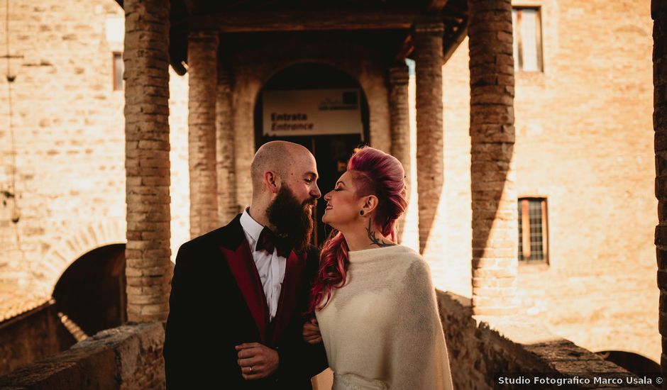 Il matrimonio di Tiziano e Laura a San Gimignano, Siena