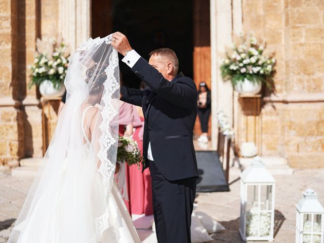 Il matrimonio di Giulia e Giacomo a Brindisi, Brindisi 41