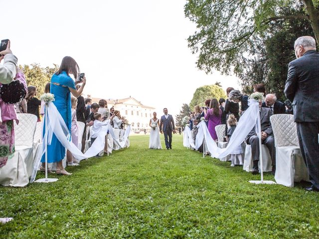 Il matrimonio di Roberto e Gabriella a Stezzano, Bergamo 10