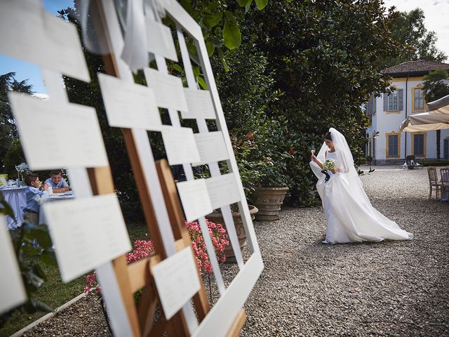 Il matrimonio di Luca e Erika a Robecco sul Naviglio, Milano 34