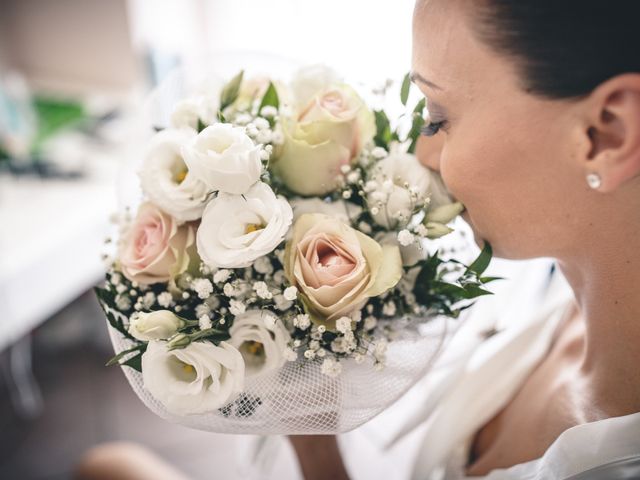 Il matrimonio di Enzo e Luna a Serra de' Conti, Ancona 10