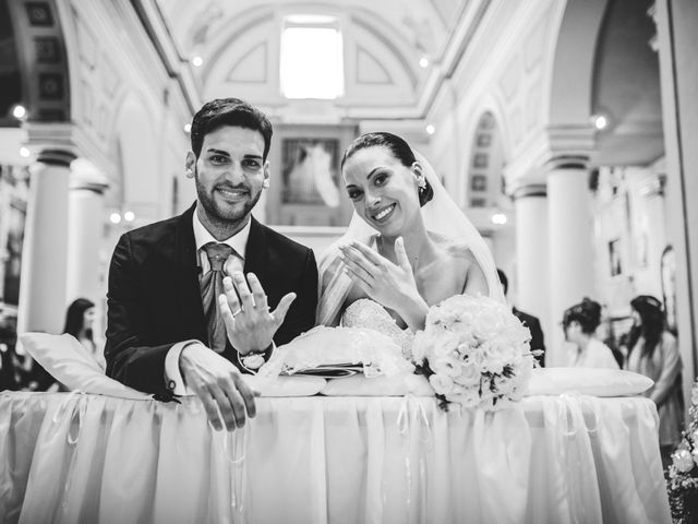 Il matrimonio di Enzo e Luna a Serra de' Conti, Ancona 41