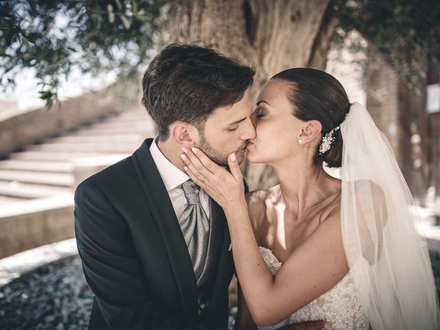 Il matrimonio di Enzo e Luna a Serra de' Conti, Ancona 1
