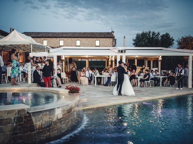 Il matrimonio di Enzo e Luna a Serra de' Conti, Ancona 54