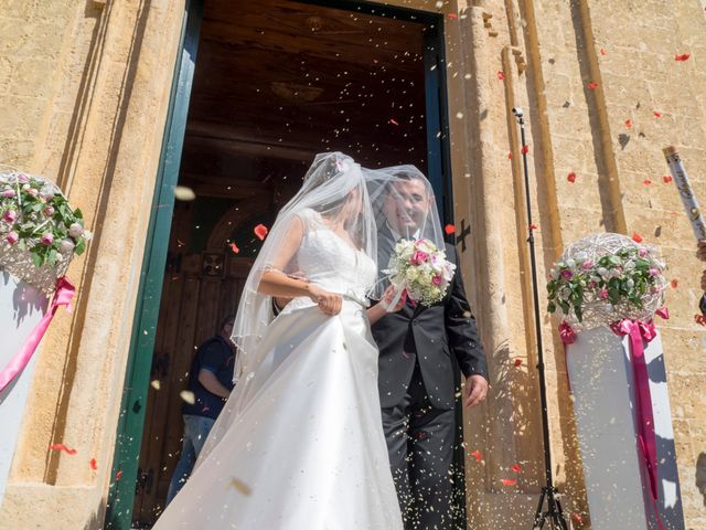 Il matrimonio di Roberto e Valeria a Tuglie, Lecce 21