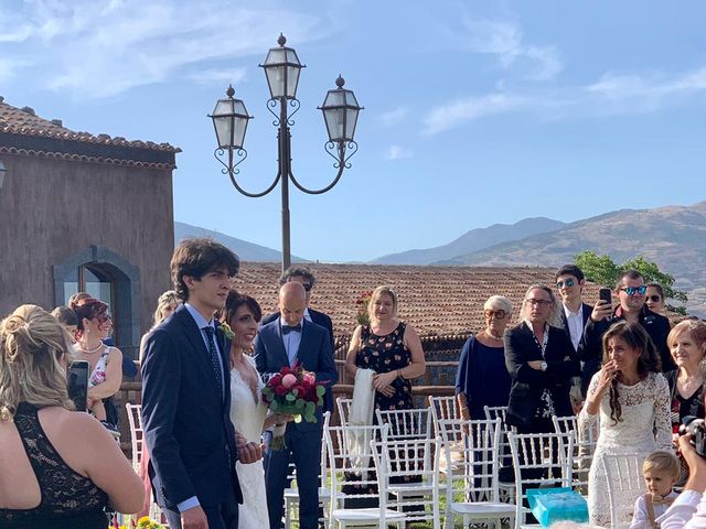 Il matrimonio di Massimo  e Giorgia  a Randazzo, Catania 32