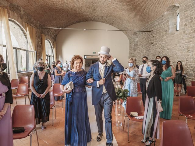 Il matrimonio di Elisa e Simone a Todi, Perugia 16