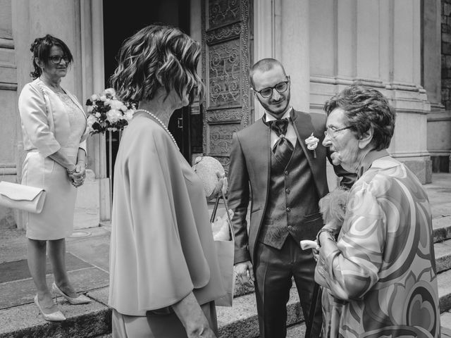 Il matrimonio di Fabio e Laura a Mariano Comense, Como 12