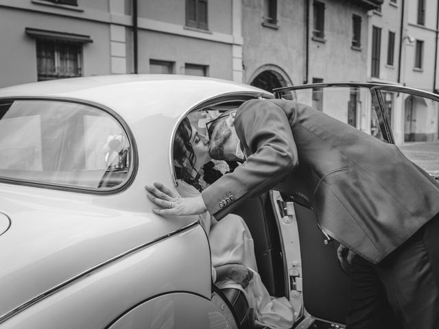Il matrimonio di Fabio e Laura a Mariano Comense, Como 24