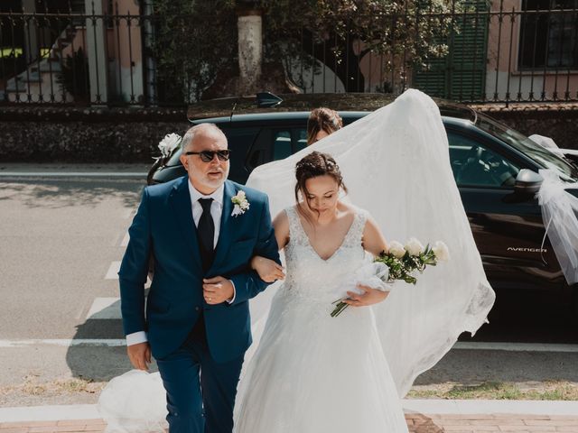 Il matrimonio di Roberta e Francesco a Fosdinovo, Massa Carrara 28