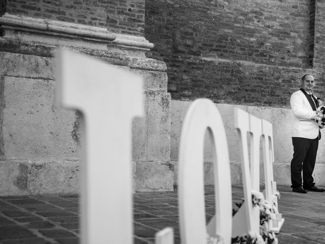 Il matrimonio di Michele e Daniela a Comacchio, Ferrara 12