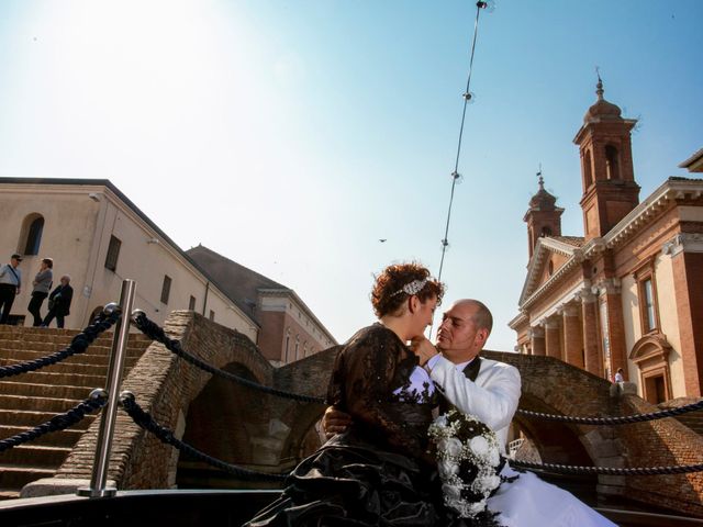 Il matrimonio di Michele e Daniela a Comacchio, Ferrara 39