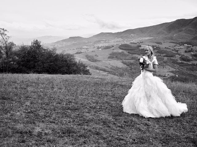 Il matrimonio di Moreno e Silvia a Tizzano Val Parma, Parma 30