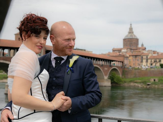 Il matrimonio di Umberto e Mara a Certosa di Pavia, Pavia 16