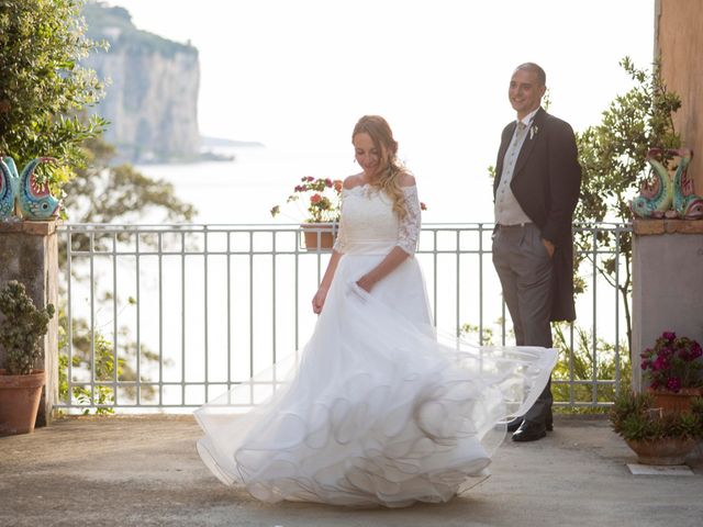 Il matrimonio di Fabrizio e Anna a Vico Equense, Napoli 23