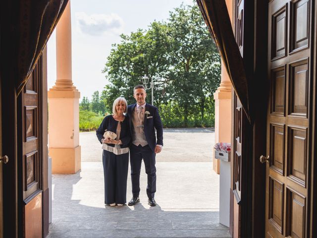 Il matrimonio di Simone e Mara a Orio Litta, Lodi 12