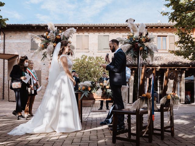 Il matrimonio di Thomas e Erika a Cadeo, Piacenza 16
