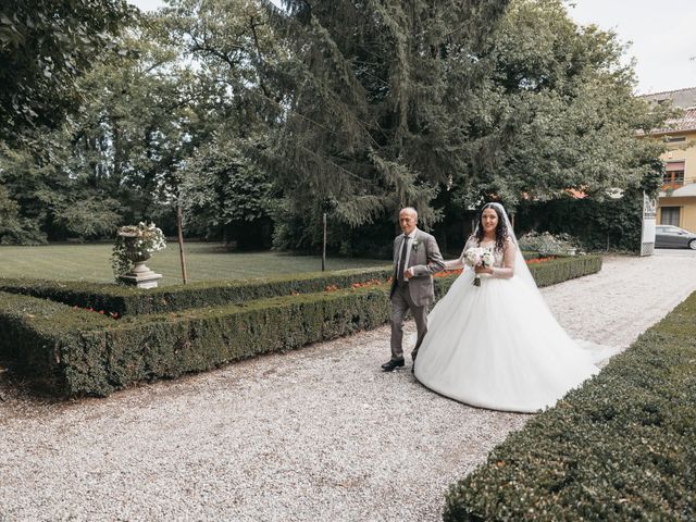 Il matrimonio di Gianluca e Nor a Gussola, Cremona 37