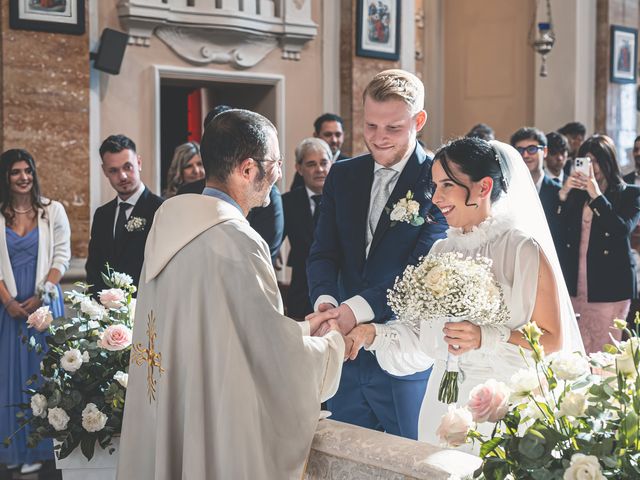 Il matrimonio di Alessandro e Francesca a Gazoldo degli Ippoliti, Mantova 16