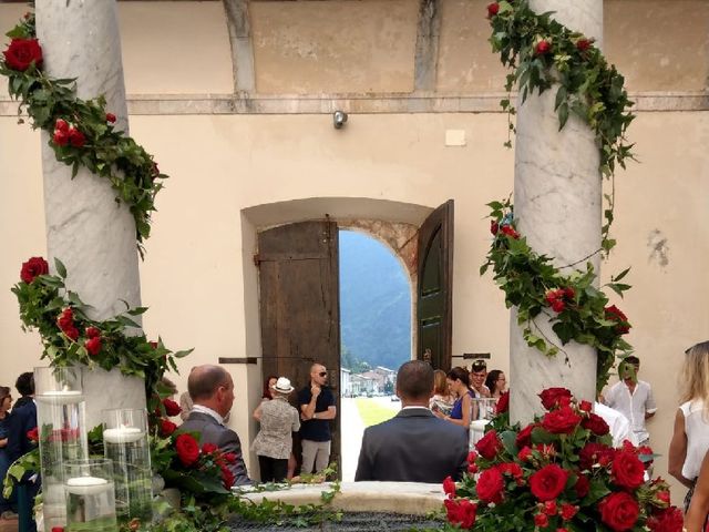 Il matrimonio di Roberto  e Manuela a Seravezza, Lucca 25