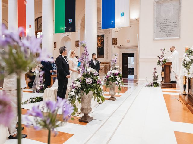 Il matrimonio di Alessandro e Lucia a Camerino, Macerata 36