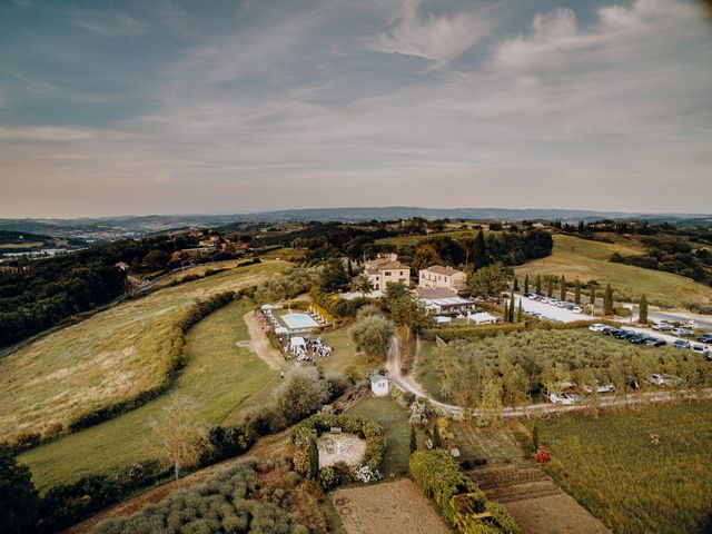 Il matrimonio di Vincenzo e Eleonora a Colle di Val d&apos;Elsa, Siena 27