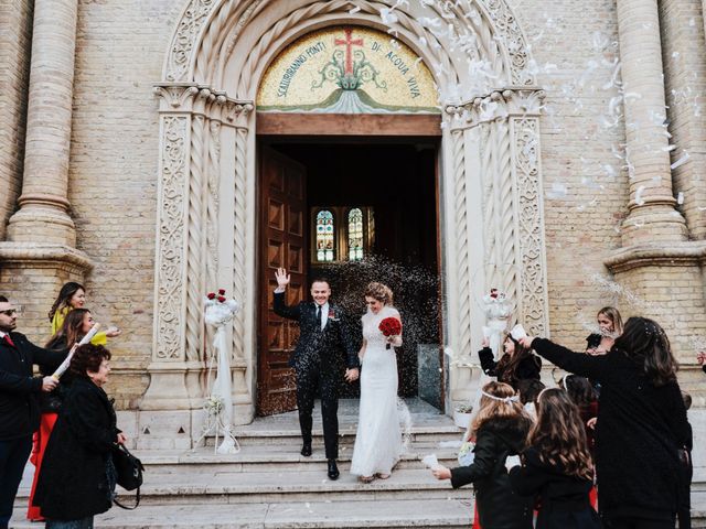 Il matrimonio di Simone e Ilaria a Pescara, Pescara 33