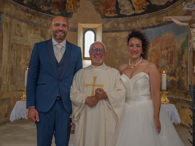 Il matrimonio di Valerio  e Alessandra a Tornimparte, L&apos;Aquila 13