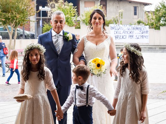 Il matrimonio di Vanessa e Giuseppe a Biandronno, Varese 9