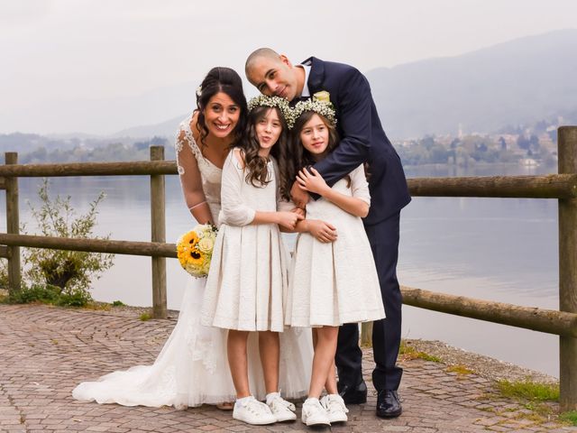 Il matrimonio di Vanessa e Giuseppe a Biandronno, Varese 25
