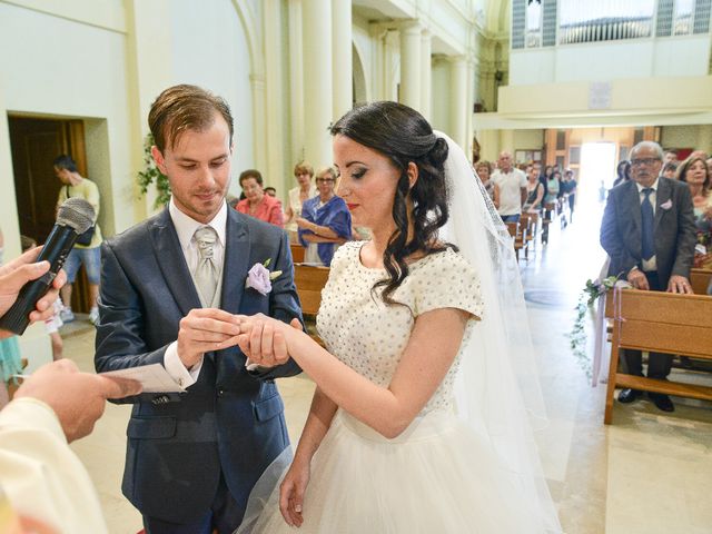 Il matrimonio di Fabrizio e Arianna a Gatteo, Forlì-Cesena 17