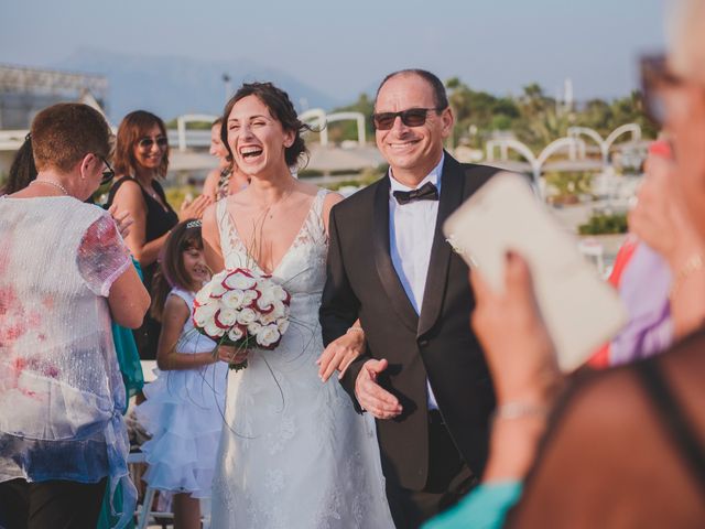 Il matrimonio di Lorenzo e Giulia a Viareggio, Lucca 23