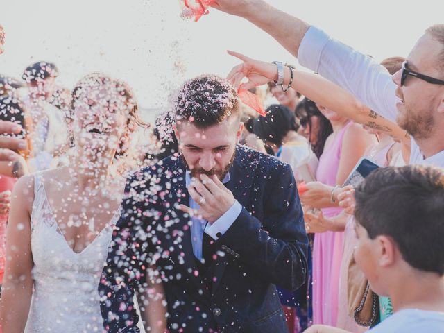 Il matrimonio di Lorenzo e Giulia a Viareggio, Lucca 36