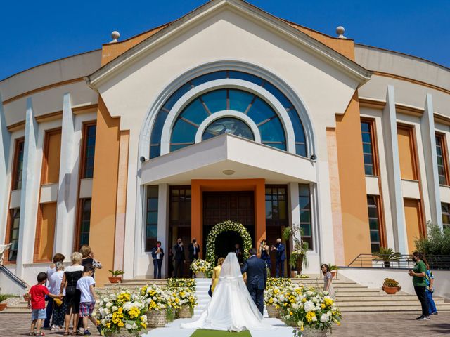 Il matrimonio di Gennaro e Raffaella a Capaccio Paestum, Salerno 38