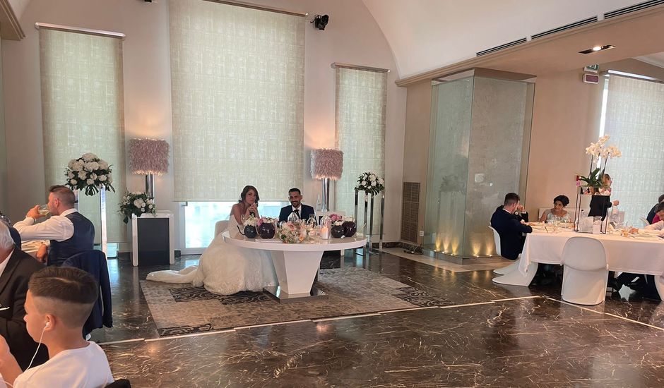 Il matrimonio di Mario e Vanessa a Trani, Bari