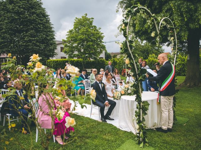 Il matrimonio di Alberto e Stefania a Ceriano Laghetto, Monza e Brianza 35