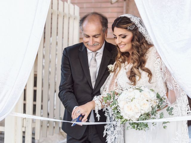 Il matrimonio di Vincenzo e Mariana a Frattamaggiore, Napoli 26