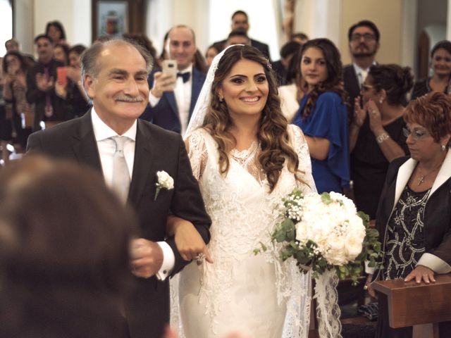 Il matrimonio di Vincenzo e Mariana a Frattamaggiore, Napoli 33