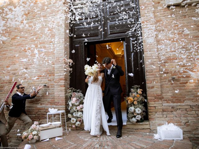 Il matrimonio di Sharon e Paolo a Pesaro, Pesaro - Urbino 20