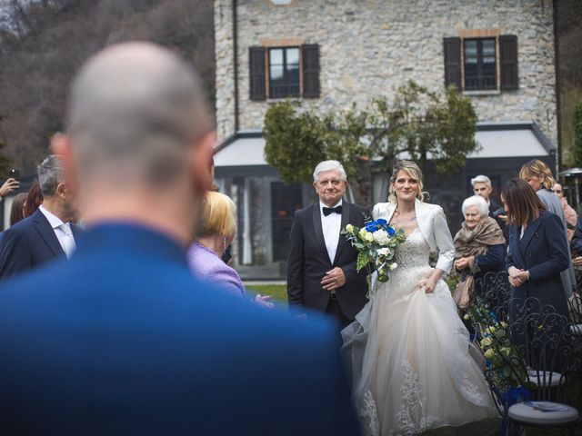 Il matrimonio di Denis e Eleonora a Canzo, Como 22