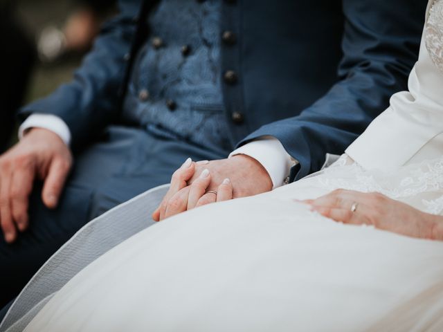 Il matrimonio di Denis e Eleonora a Canzo, Como 32