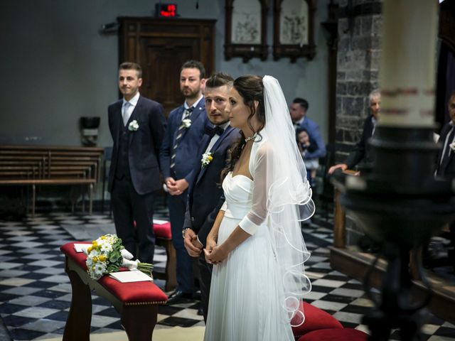 Il matrimonio di Luca e Silvia a Imbersago, Lecco 20