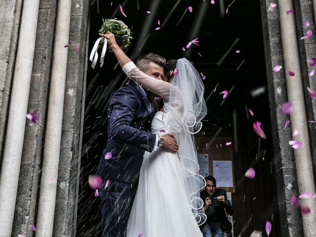 Il matrimonio di Luca e Silvia a Imbersago, Lecco 26