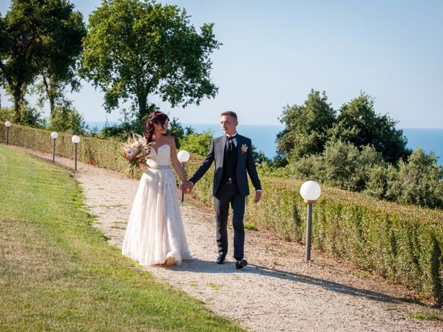 Il matrimonio di Daniele Sablone e Karina Khimich  a Torino di Sangro, Chieti 2